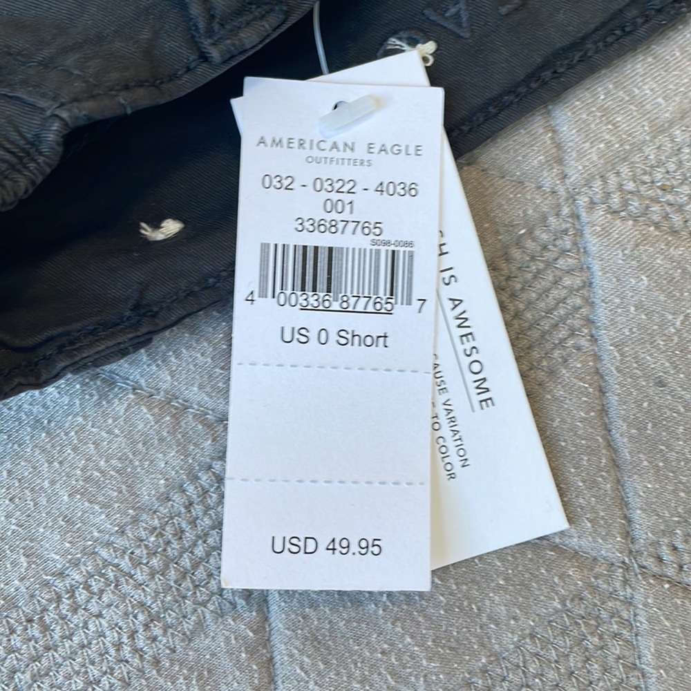 AE Relaxed Mom Jogger Pant - Picture 3 of 5